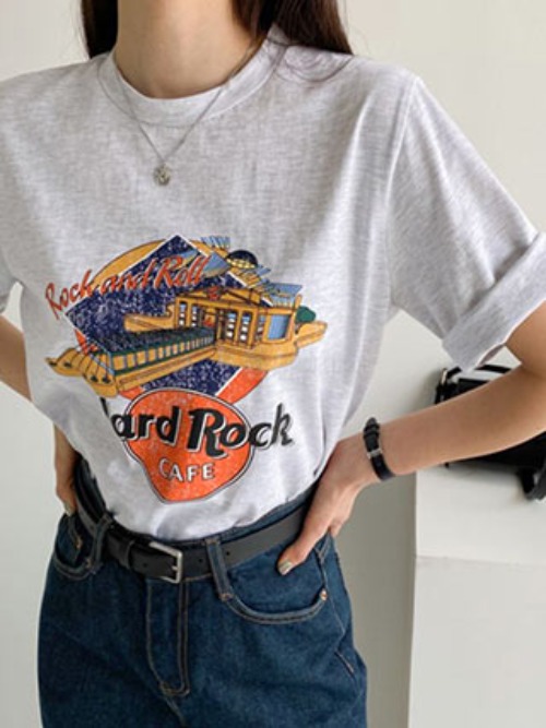 일상화보 락시티 여성 라운드넥 반팔 티셔츠